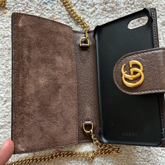 😍 GUCCI Phone Case And Card Holder 😍 - Picture 8 of 13